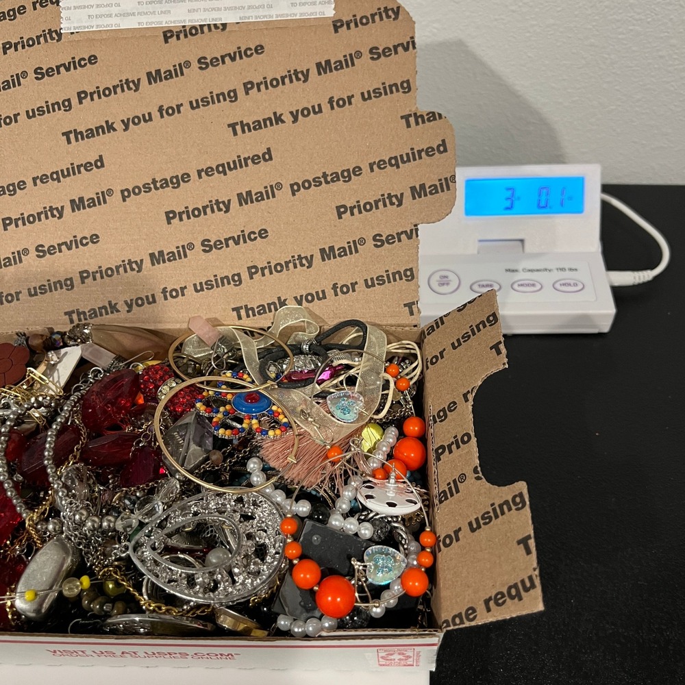 3 Lbs Craft Jewelry Lot Broken Repair Repurpose Wearable Harvest Resell - Picture 6 of 7